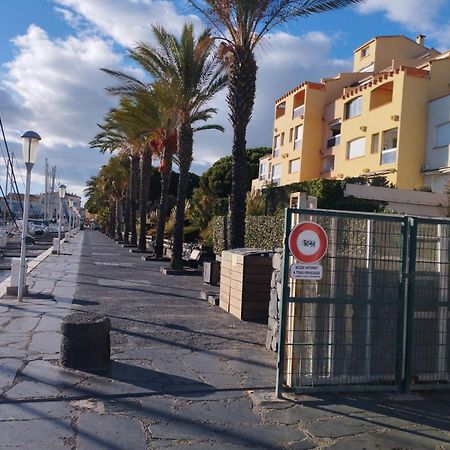 Studio 4 Couchages Avec Piscine D'Ete Vue Port Agde Eksteriør billede